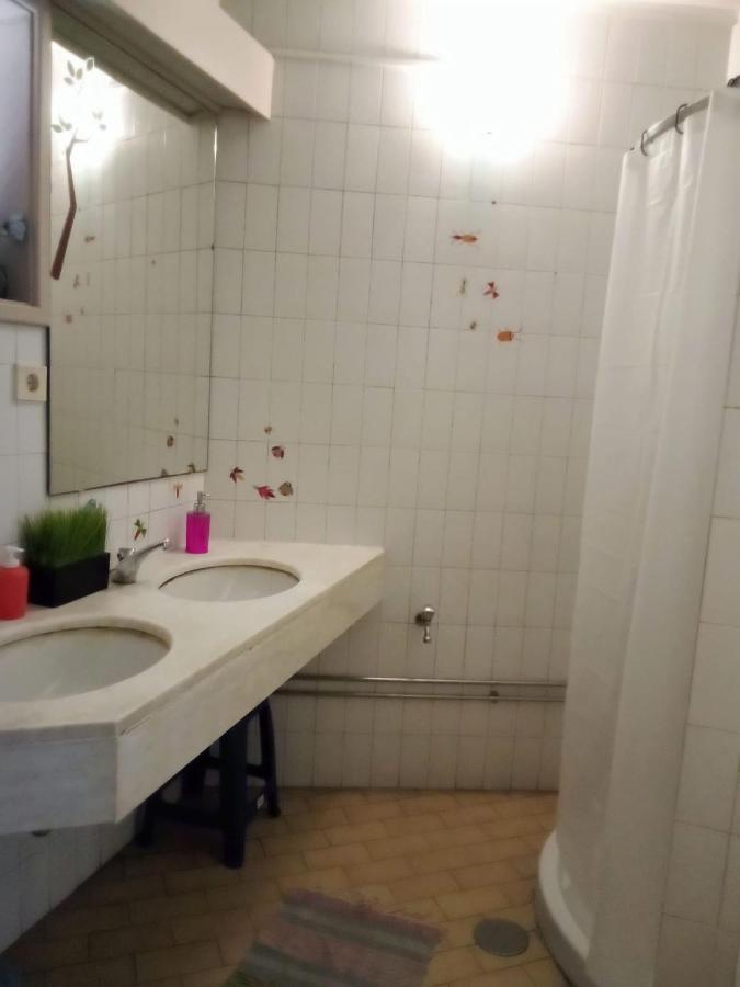 City Drops Hostel Batalhaprivate Room Porto Luaran gambar