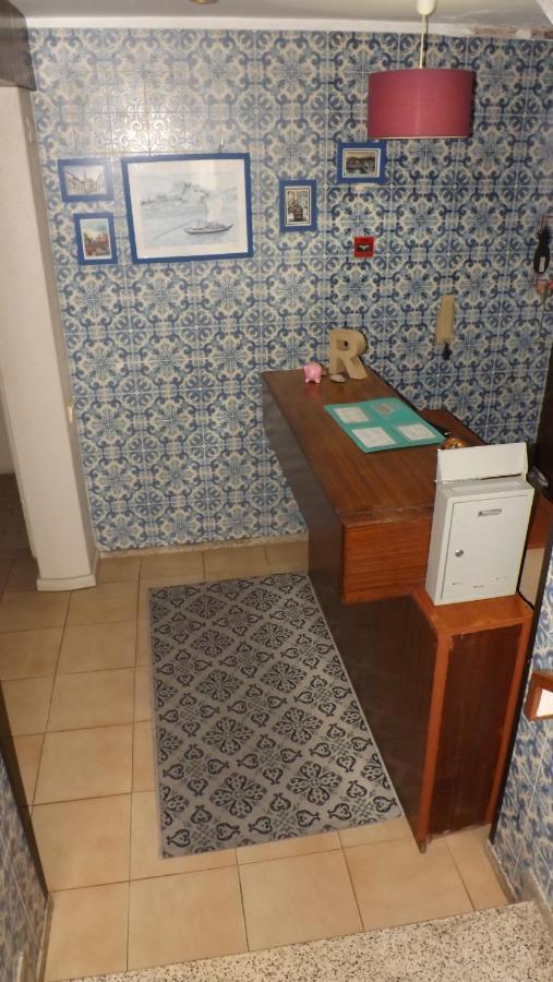 City Drops Hostel Batalhaprivate Room Porto Luaran gambar
